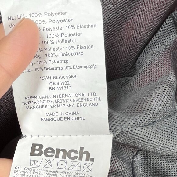 Bench Windbreaker Jacket Womens XL Red Lightweight Hooded Packable Performance - Picture 13 of 14
